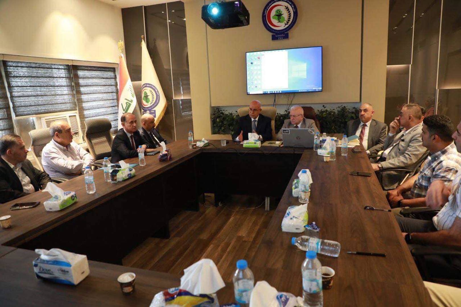 وزير الصحة يترأس اجتماع اللجنة الوطنية لإنتقاء الأدوية