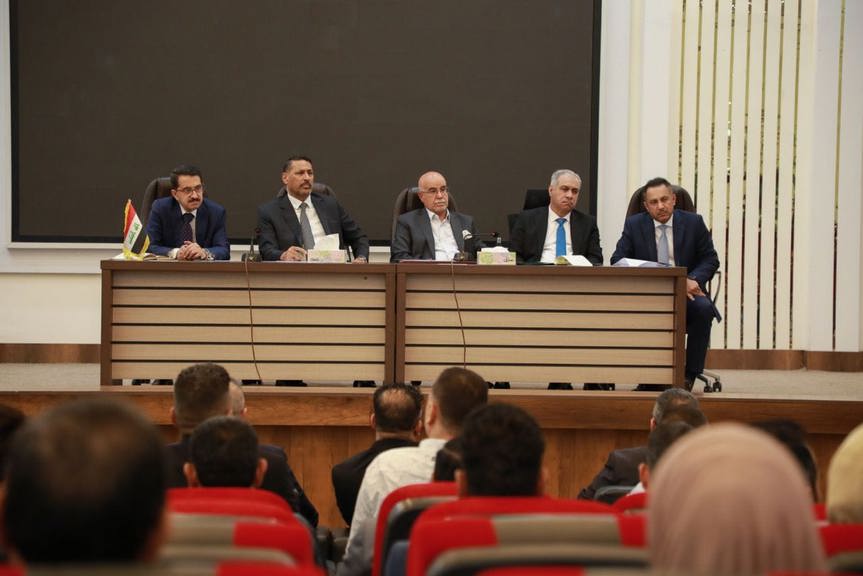 وزير الصحة يترأس اجتماعا موسعا مع  مسؤولي شؤون التمريض بدوائر الصحة في بغداد والمحافظات ومستشفيات بغداد ويشاركهم في مأدبة أفطار