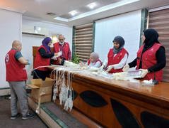 وحدة جمع الدم المتنقلة تُنفذ حملات تبرع بالدم في عدد من المؤسسات الحكومية