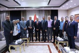 وزير الصحة يستقبل رئيس الجمعية العراقية لاطباء الأشعة والتصوير الطبي والوفد المرافق له 